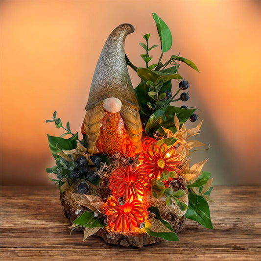 Penny's Pumpkin Patch Table Top Decor 
6"L x 6"D x 7"H